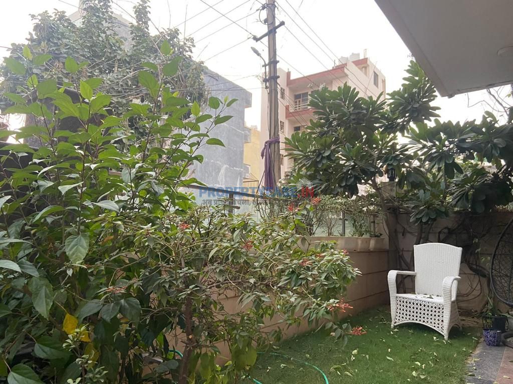 /122 Sq. Feet 
                Residential For  Sale in Indore}