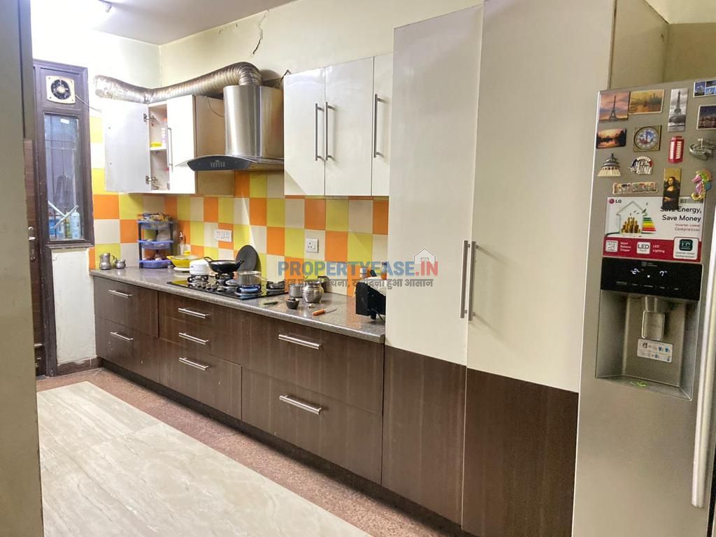 /122 Sq. Feet 
                Residential For  Sale in Indore}